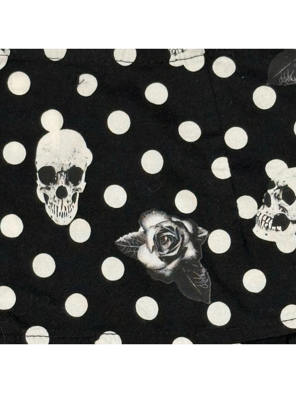 Hot Topic Skulls Roses Polka Dot Pleated Mini Skirt Black XS Rockabilly Goth